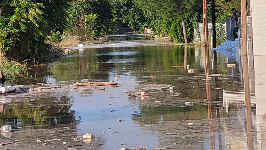 Κακοκαιρία «Daniel»: Μπήκε στη Λάρισα ο Πηνειός - Μήνυμα «112» για τον Ιπποκράτη (βίντεο)