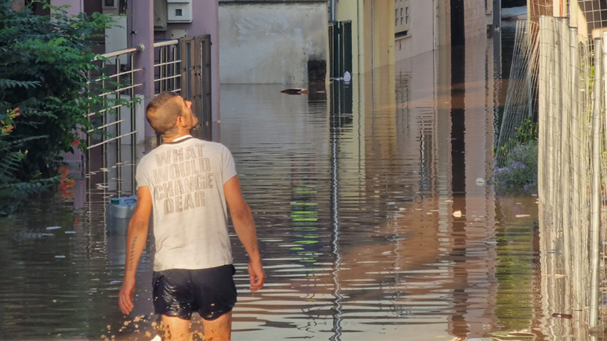 Κακοκαιρία Daniel: Εκκενώνονται τρία χωριά έξω από την Λάρισα - Πλημμύρισαν σπίτια από τον φουσκωμένο Πηνειό
