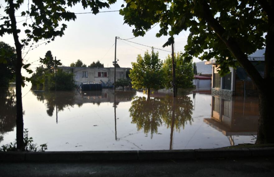 Κακοκαιρία Daniel - Τρίκαλα: «Περάσαμε πολέμους, πείνα, αλλά πρώτη φορά πνιγήκαμε» λέει Τρικαλινή 104 ετών!