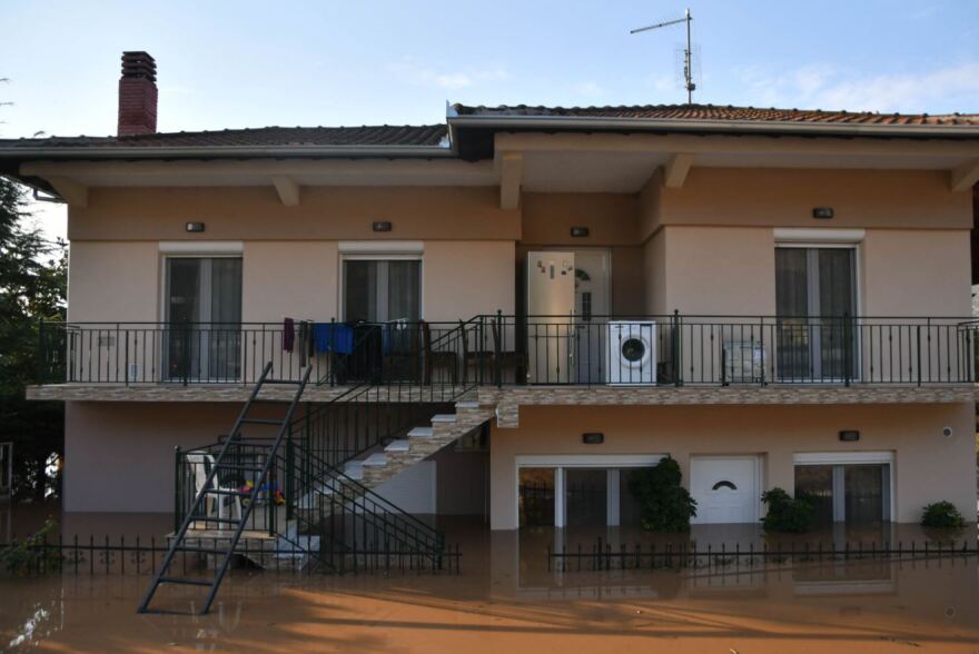 Κακοκαιρία Daniel - Τρίκαλα: «Περάσαμε πολέμους, πείνα, αλλά πρώτη φορά πνιγήκαμε» λέει Τρικαλινή 104 ετών!