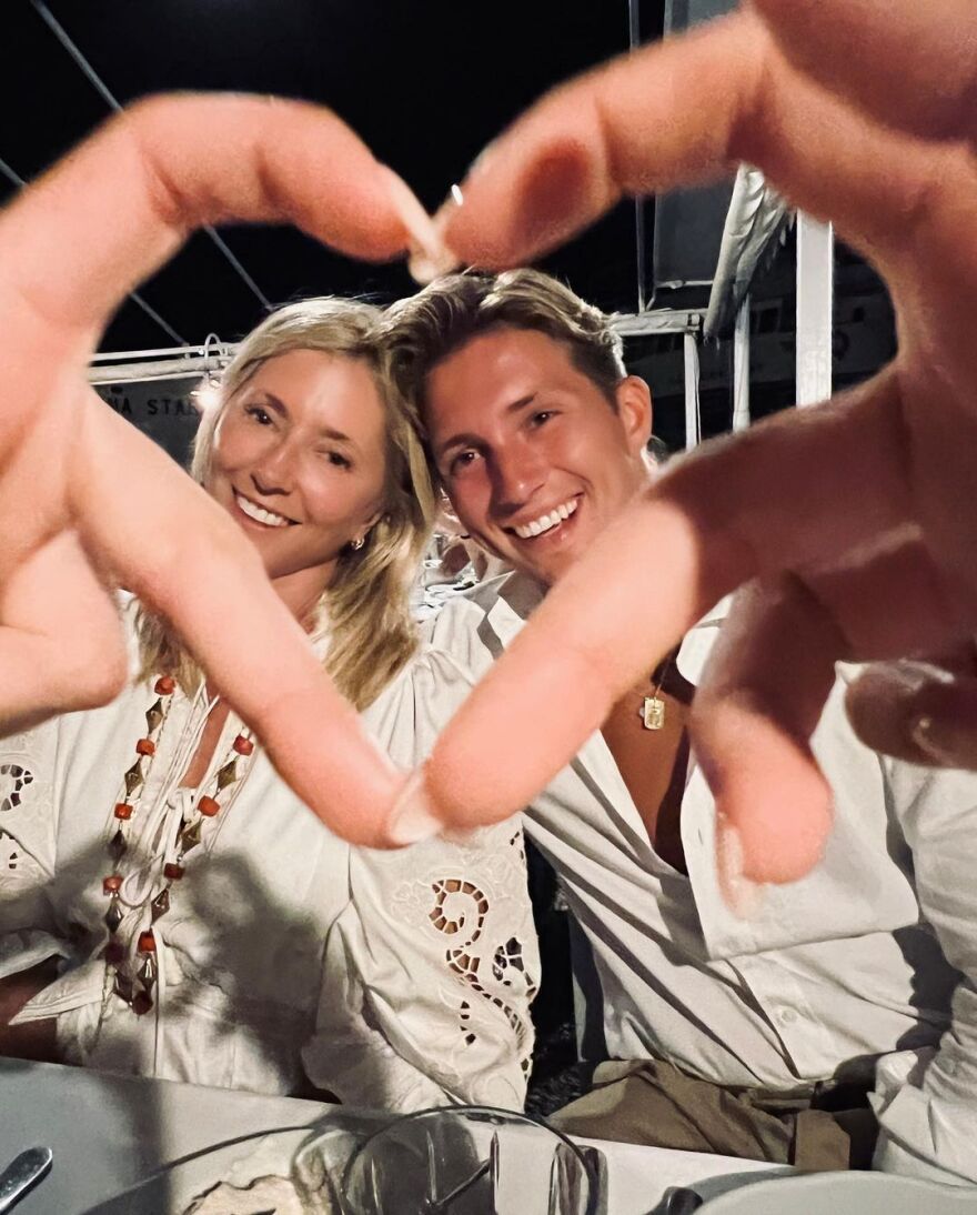 Κωνσταντίνος Αλέξιος – Πόπι Ντελεβίν: Φωτογραφίες από το καλοκαίρι τους στην Ελλάδα