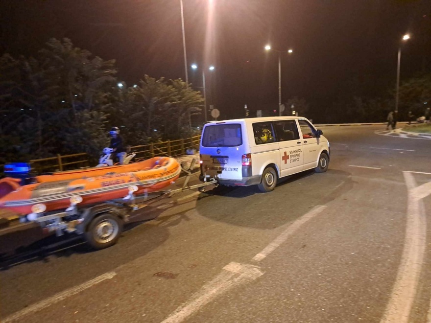 Κακοκαιρία Daniel: Ανετράπησαν δύο λέμβοι με 8 άτομα στη Γιάννουλη – Παρασύρθηκαν τουλάχιστον 500 μέτρα