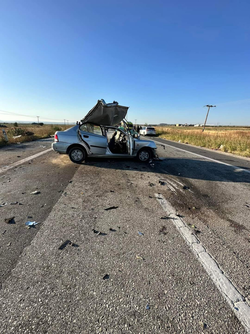 Τροχαίο στην Αθηνών – Ευζώνων: Τέσσερις νεκροί από τη σύγκρουση λεωφορείου με δύο αυτοκίνητα - Εικόνες σοκ