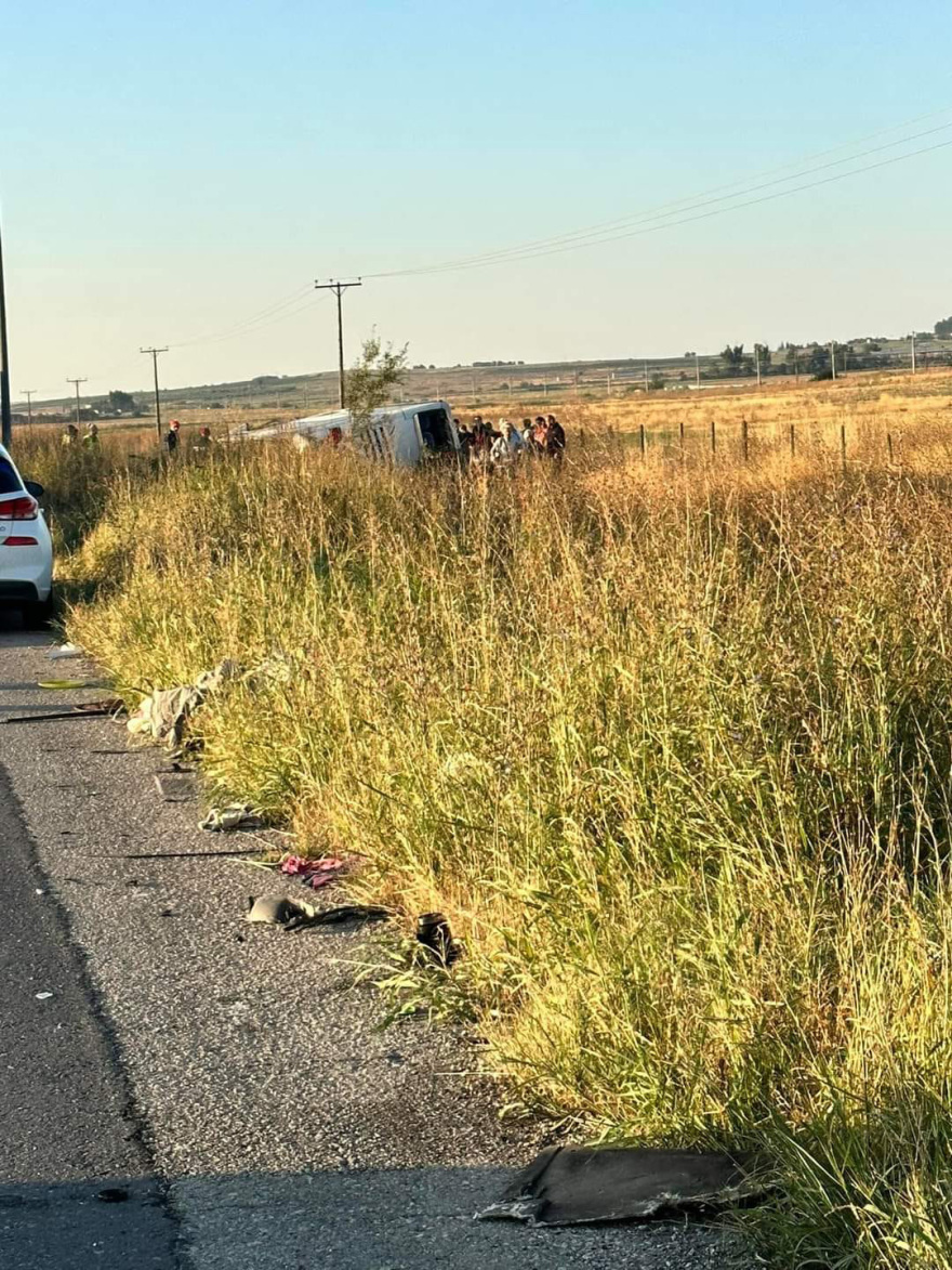 Τροχαίο στην Αθηνών – Ευζώνων: Τέσσερις νεκροί από τη σύγκρουση λεωφορείου με δύο αυτοκίνητα - Εικόνες σοκ