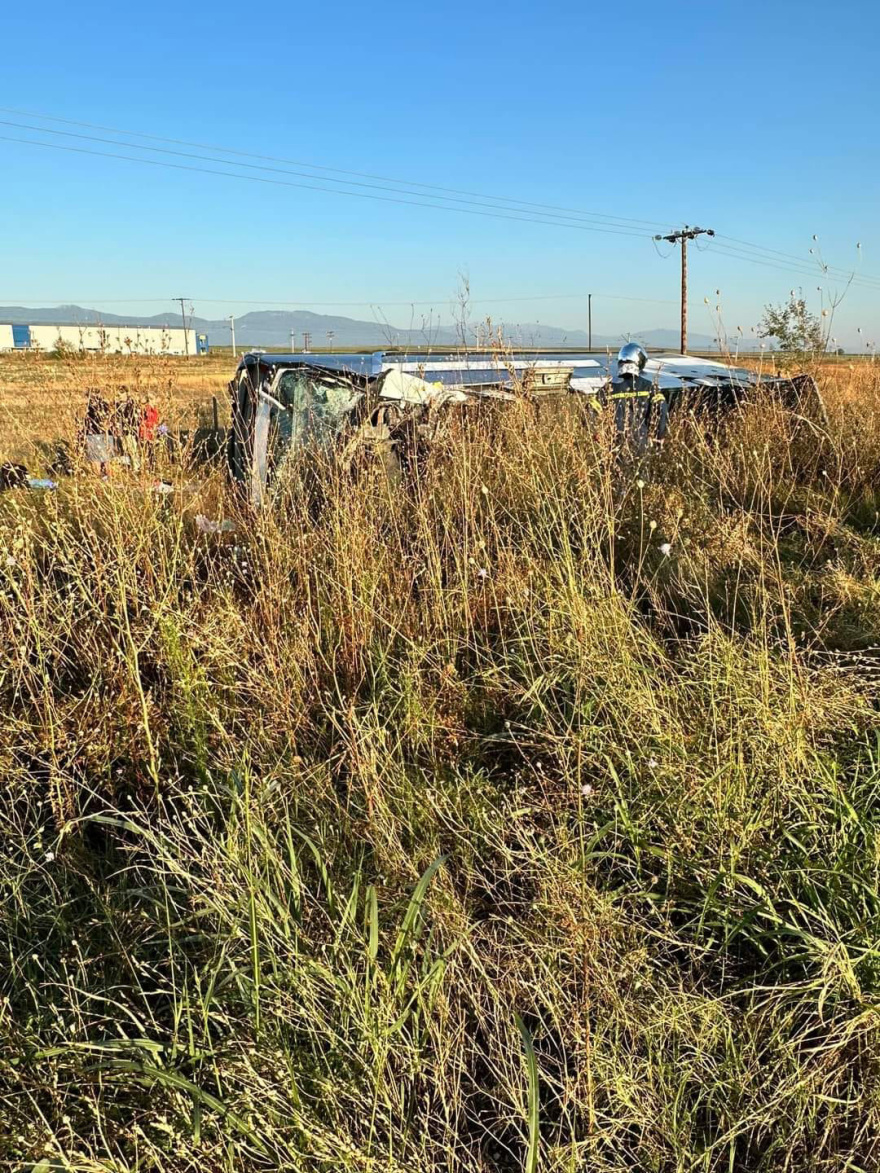 Τροχαίο στην Αθηνών – Ευζώνων: Τέσσερις νεκροί από τη σύγκρουση λεωφορείου με δύο αυτοκίνητα - Εικόνες σοκ
