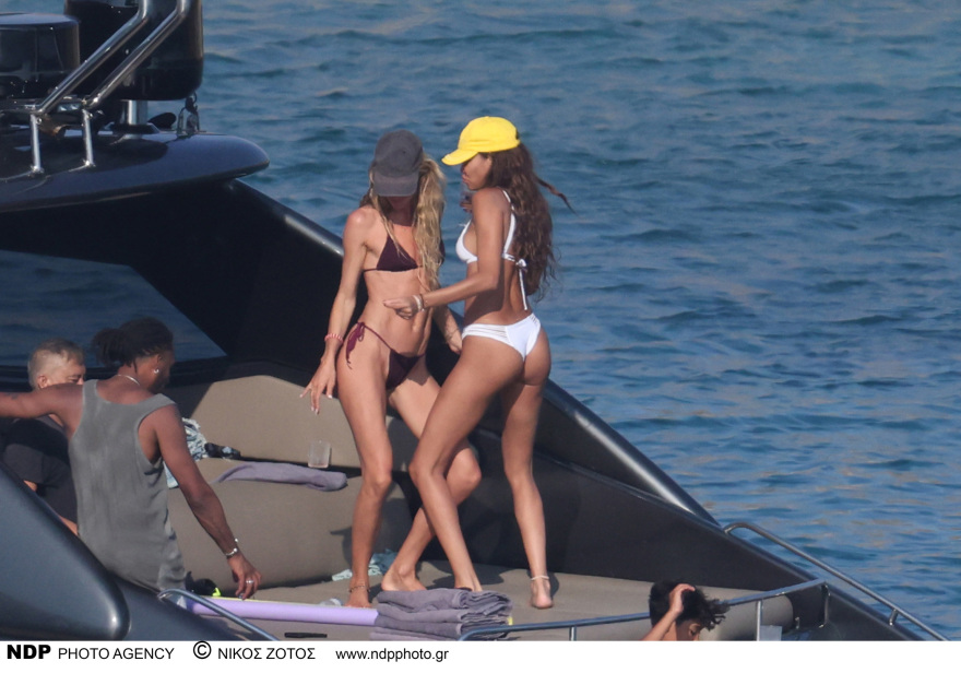 Κάντις Σουάνπολ - Τζοάν Σμολς - Ντάουτζεν Κρόες: Οι ξέφρενες διακοπές τους στη Μύκονο