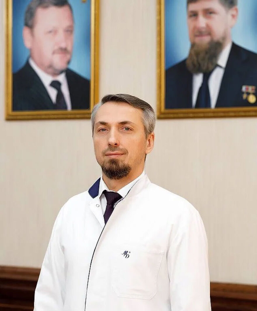 Καντίροφ: Ποιος ήταν ο πρώην στενός συνεργάτης του που ο Τσετσένος ηγέτης φέρεται να έθαψε ζωντανό