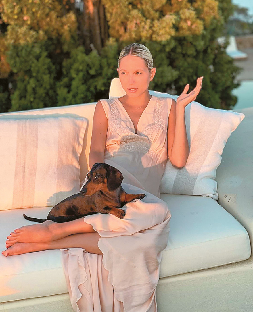 Σκάνδαλο Folli Follie: Μετέωρη η δίκη και ο Κουτσολιούτσος κάνει διακοπές με «γουρούνα» στις Σπέτσες