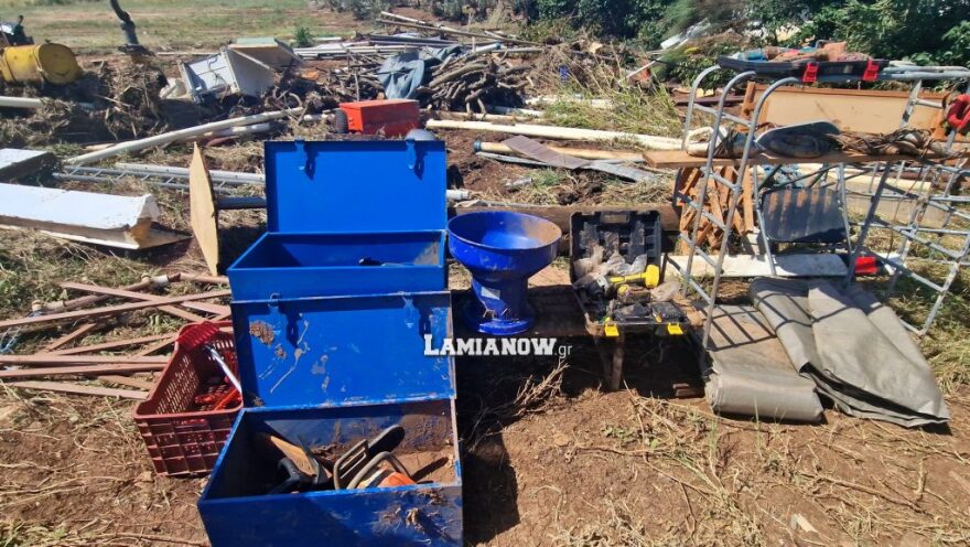 Κακοκαιρία Daniel - Λαμία: Προσαγωγή on camera ζεύγους πλημμυροπαθών που εμπόδιζαν τα έργα αποκατάστασης