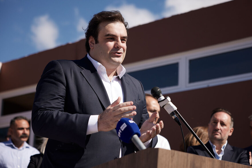 Κυριάκος Μητσοτάκης: Σε αγιασμό σχολείου στην Παλαγία Αλεξανδρούπολης - Το μήνυμα προς τους μαθητές