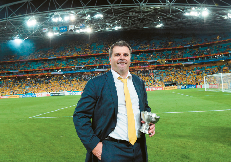 Αντζ Ποστέκογλου: Ο Έλληνας Άγγελος που πέρασε από την Παναχαϊκή, «ανέστησε» την Τότεναμ