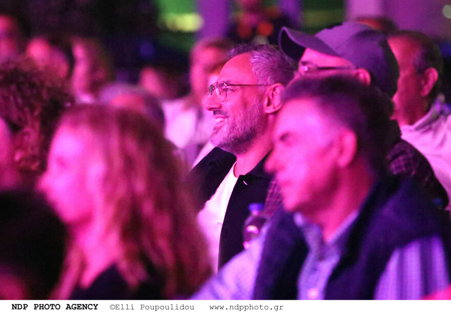 Ελεωνόρα Ζουγανέλη: Ο Νίκος Συρίγος πήγε στη συναυλία της - Δείτε τις φωτογραφίες