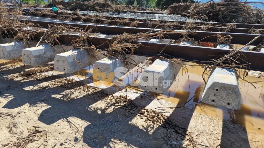 Κακοκαιρία Daniel: Διαλυμένο το σιδηροδρομικό δίκτυο Λάρισας-Βόλου - Δείτε βίντεο