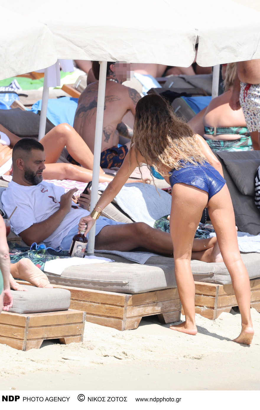 Κατερίνα Στικούδη: Οι αγκαλιές με τον Βαγγέλη Σερίφη στη Μύκονο - Δείτε το βίντεο