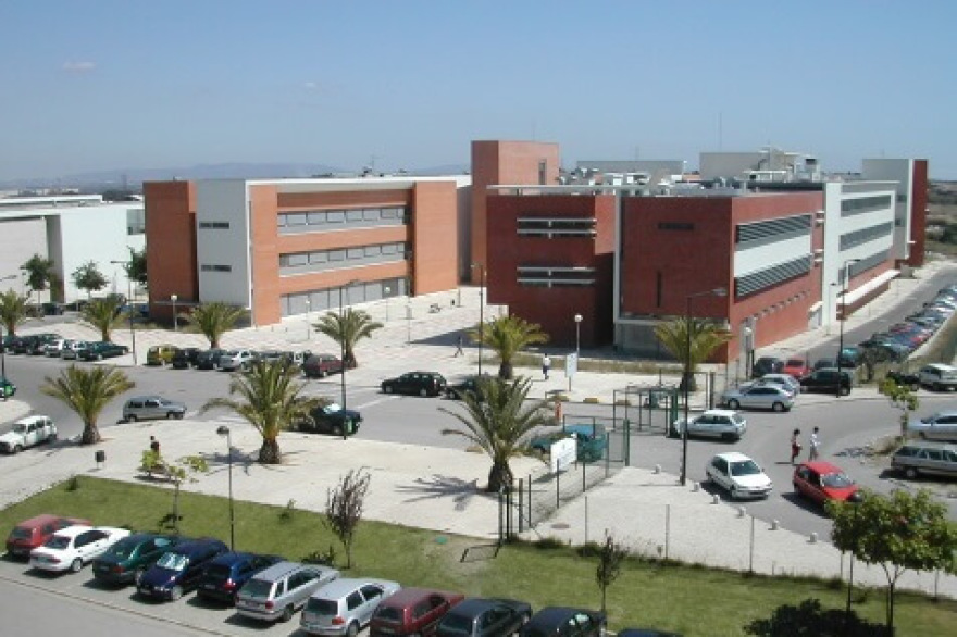 Τραγωδία στην Πορτογαλία: Πέθανε 10 μηνών κοριτσάκι που ο καθηγητής πατέρας του ξέχασε στο αυτοκίνητο