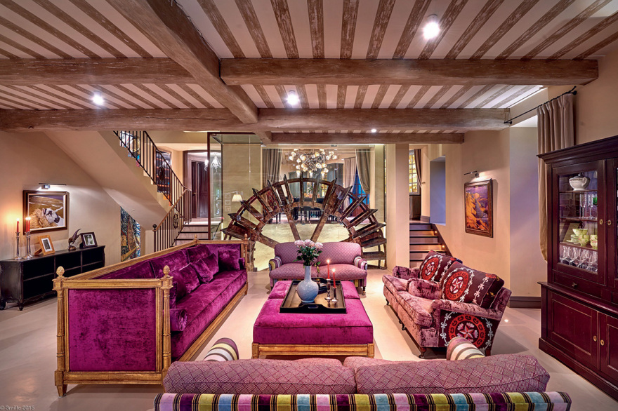 Les Moulins du Villars: Η μεσαιωνική έπαυλη της αδικοχαμένης Γκρέις Κέλι πωλείται για… μόνο 11,5 εκατ. ευρώ (φωτογραφίες)