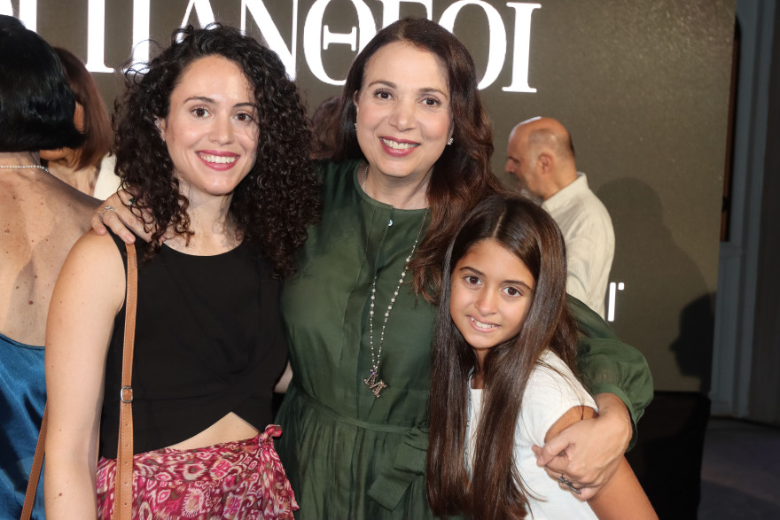 Πανθέοι: Φωτογραφίες από τη συνάντηση των συντελεστών λίγο πριν την πρεμιέρα 