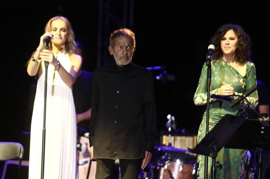 Το Θέατρο του Λυκαβηττού «γιόρτασε» την αναγέννησή του με μαέστρο τον Σταύρο Ξαρχάκο - Φωτογραφίες