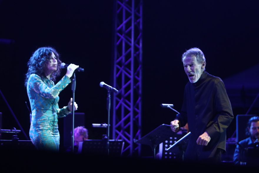 Το Θέατρο του Λυκαβηττού «γιόρτασε» την αναγέννησή του με μαέστρο τον Σταύρο Ξαρχάκο - Φωτογραφίες