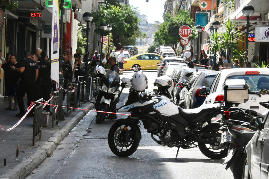 Τον εκτέλεσε μέσα σε 9 δευτερόλεπτα με δύο πυροβολισμούς - Δείτε βίντεο, προσοχή πολύ σκληρές εικόνες