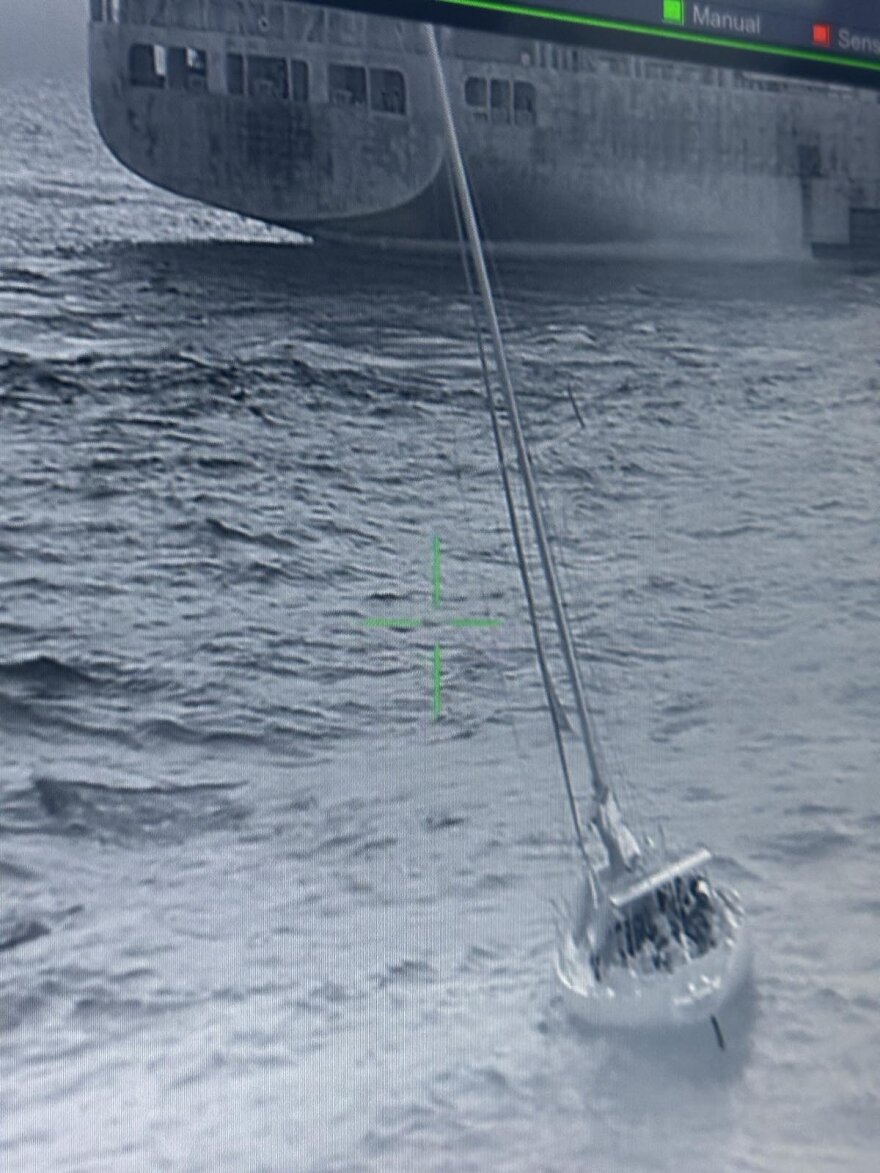 Το λιμενικό διέσωσε τα ξημερώματα 34 μετανάστες στην Τήλο - Δείτε βίντεο