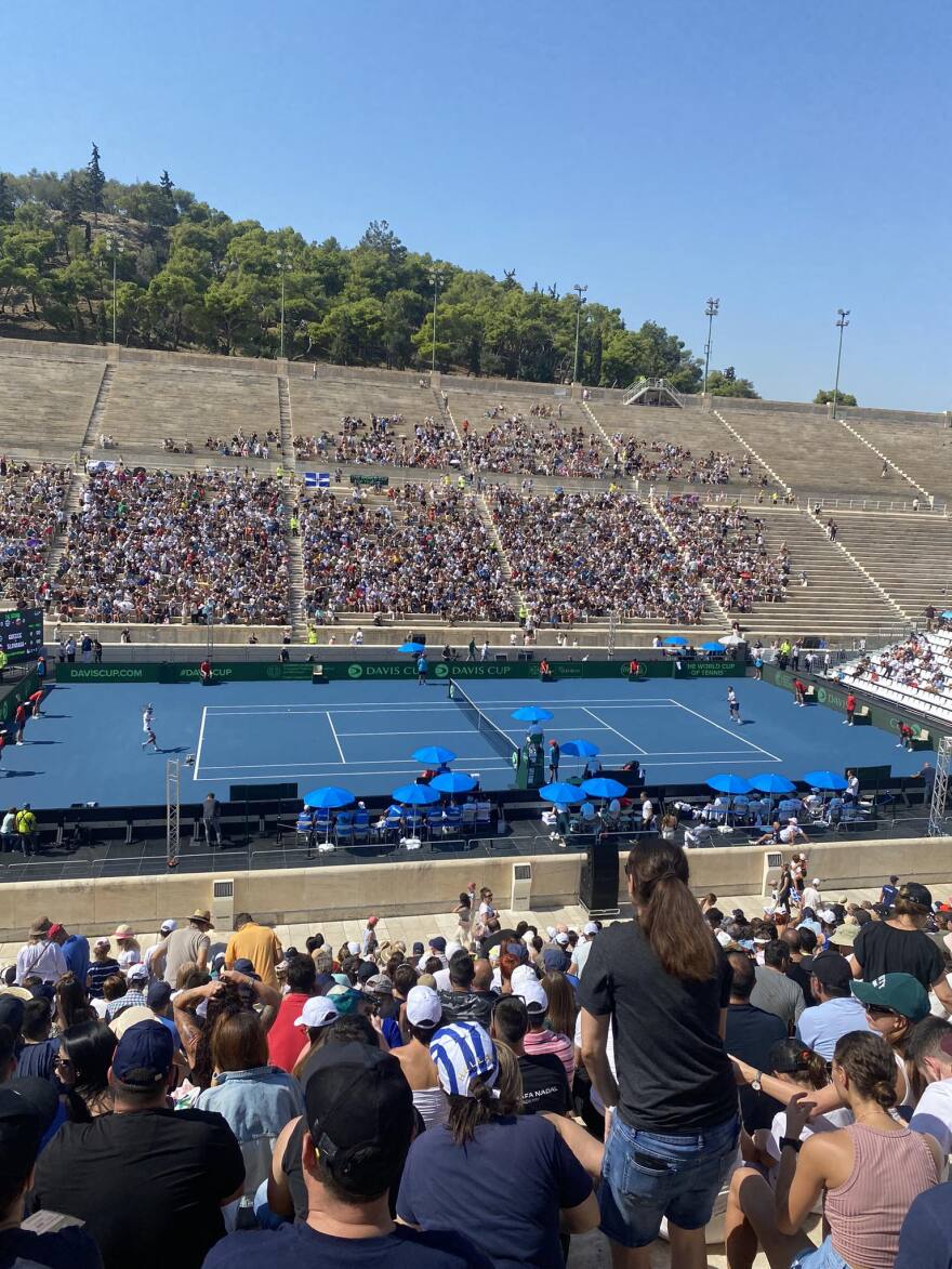 Davis Cup: Στο Καλλιμάρμαρο ο κόσμος για τον Τσιτσιπά - Βίντεο και φωτογραφίες