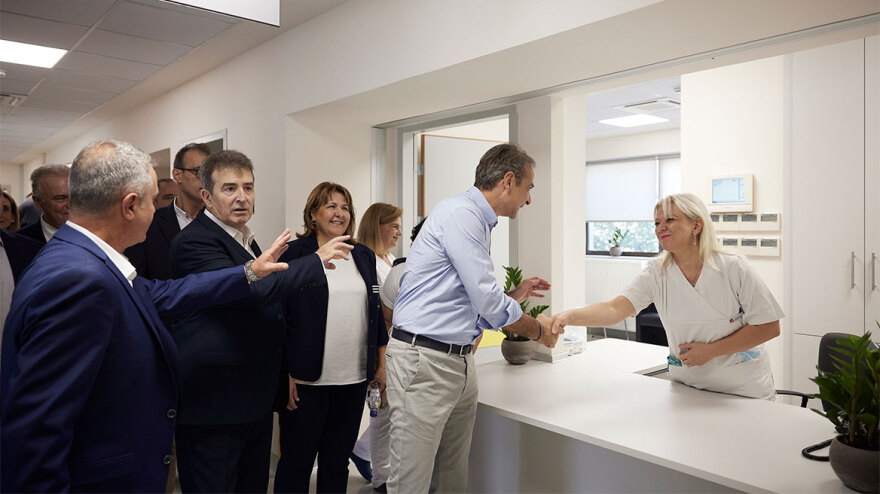 Μητσοτάκης από Θεσσαλονίκη: Θα «τρέξουμε» γρήγορα, για να έχουν όλοι οι Έλληνες πρόσβαση σε ποιοτικές υπηρεσίες υγείας