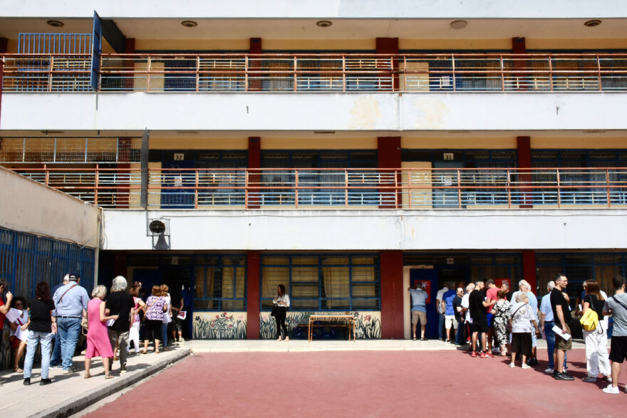 ΣΥΡΙΖΑ: «Ουρές» στα εκλογικά τμήματα - Έχουν ψηφίσει 70.607, 17.019 τα νέα μέλη