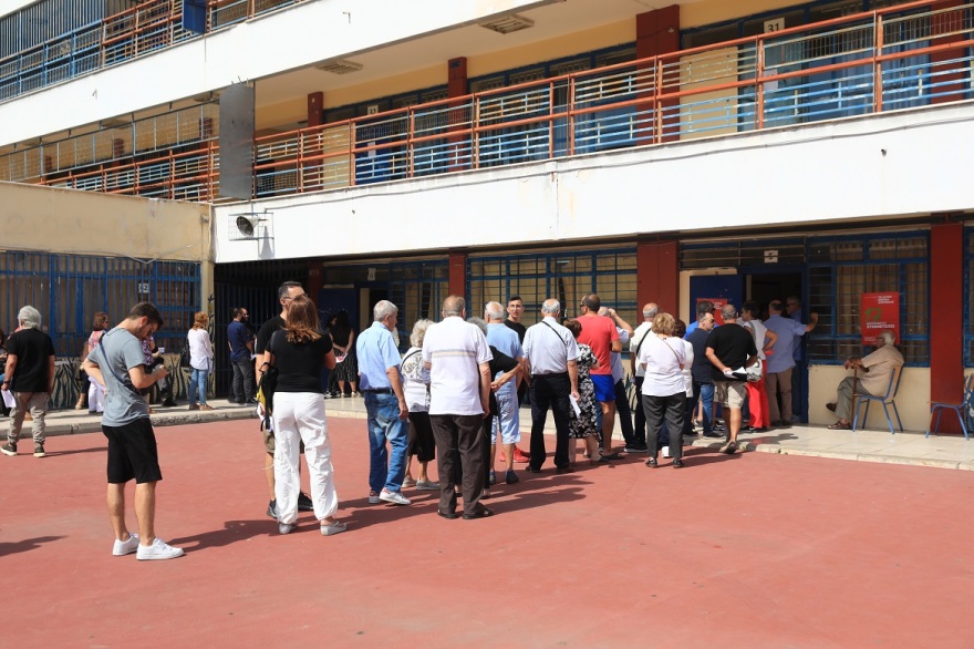 Εκλογές ΣΥΡΙΖΑ: Ψηφίζουν 200 το λεπτό - 45.000 έχουν ήδη προσέλθει στις κάλπες, 10.500 νέα μέλη