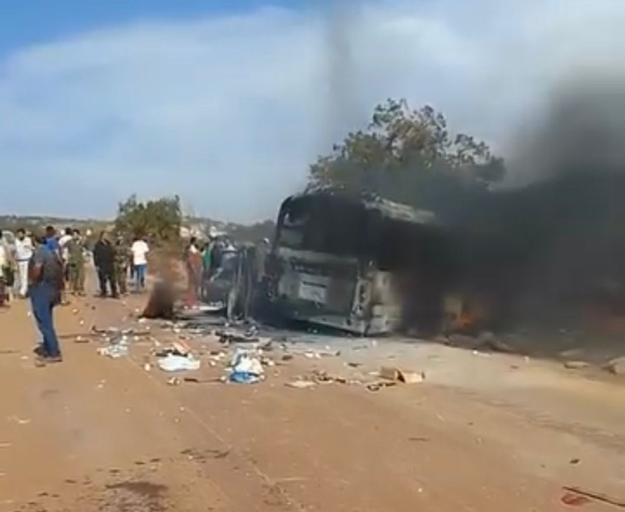 Λιβύη: Δύο νοσηλεύτριες, ένας υπαξιωματικός και δύο διερμηνείς οι πέντε Έλληνες νεκροί στο τροχαίο