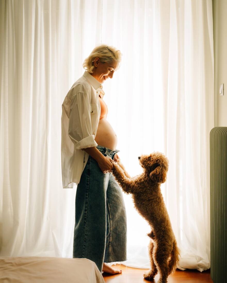 Γιούλικα Σκαφιδά: Έγκυος η ηθοποιός - Η ανακοίνωση και οι φωτογραφίες με τη φουσκωμένη κοιλιά της