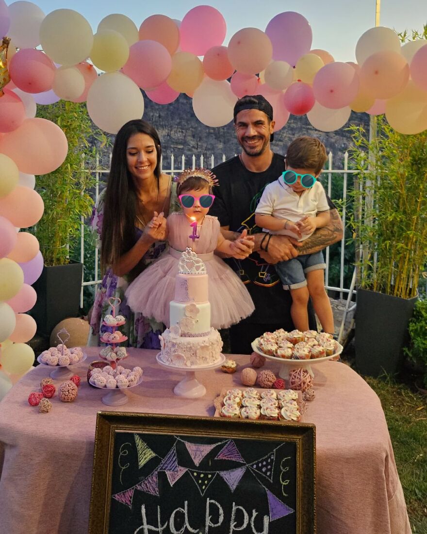 Άκης Πετρετζίκης: Δημοσίευσε φωτογραφίες από το πάρτι γενεθλίων της κόρης του