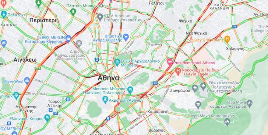 Αττική Oδός: Καραμπόλα 3 οχημάτων - Ταλαιπωρία για τους οδηγούς, καθυστερήσεις στο ρεύμα προς αεροδρόμιο