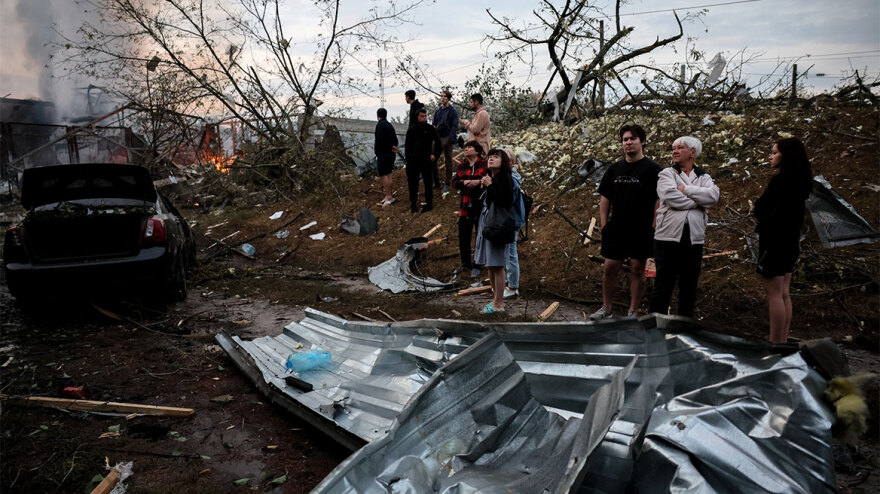 Μπαράζ ρωσικών βομβαρδισμών τη νύχτα στην Ουκρανία - Δείτε βίντεο και φωτογραφίες 