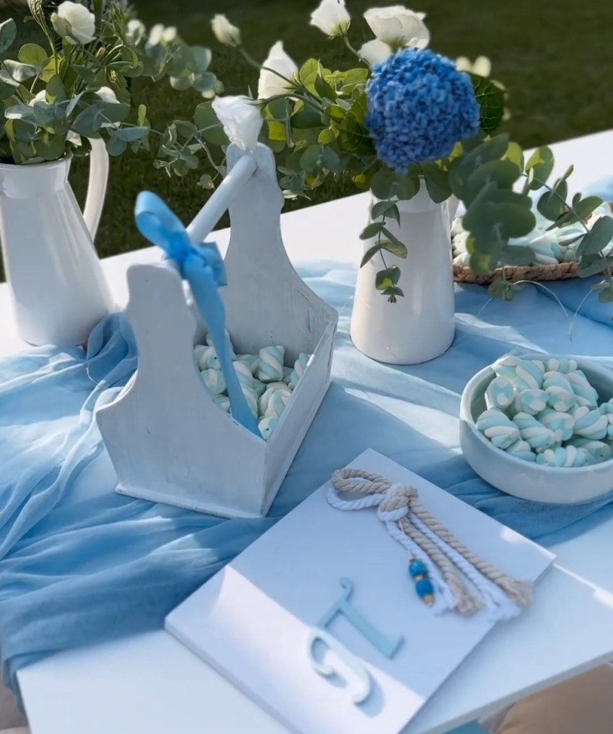 Ιωάννα Τούνη - Δημήτρης Αλεξάνδρου: Βάφτισαν τον γιο τους - Όσα έγιναν στο πάρτι μετά το μυστήριο