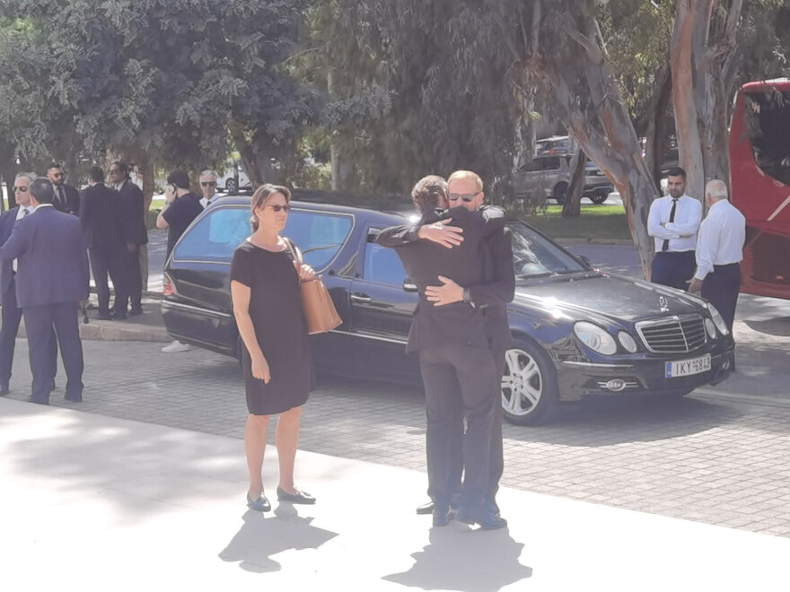 Λιβύη: Παρασημοφόρηση μετά θάνατον για τα αδέρφια Μανδαλιού που σκοτώθηκαν - Οδύνη στο τελευταίο «αντίο» (φωτογραφίες)