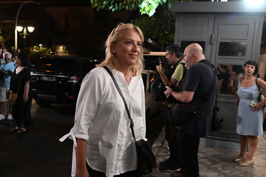 Εκλογές ΣΥΡΙΖΑ: Η Έφη Αχτσιόγλου τηλεφώνησε στον Κασσελάκη και τον συνεχάρη - «Από αύριο μαχητική αντιπολίτευση» δήλωσε