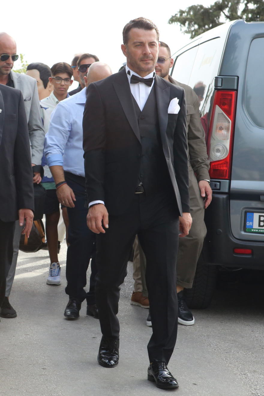 Γιώργος Αγγελόπουλος: Παντρεύτηκε τη Δήμητρα Βαμβακούση - Δείτε φωτογραφίες και βίντεο