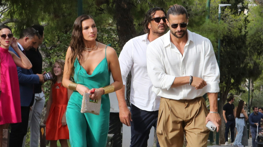 Γιώργος Αγγελόπουλος: Παντρεύτηκε τη Δήμητρα Βαμβακούση - Δείτε φωτογραφίες και βίντεο