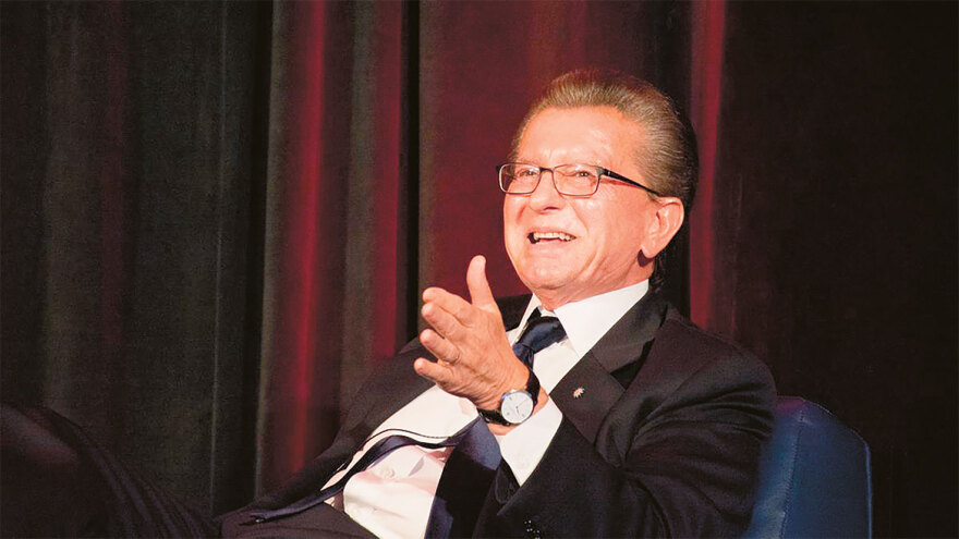 Οι 14+1 «άγνωστοι» Έλληνες μεγιστάνες με πάνω από $2 δισ. περιουσία