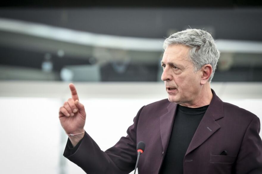 O Kούλογλου στον Δανίκα: Η εκλογή Κασσελάκη δεν θα γινόταν ούτε σε επαρχιακό κυνηγετικό σύλλογο