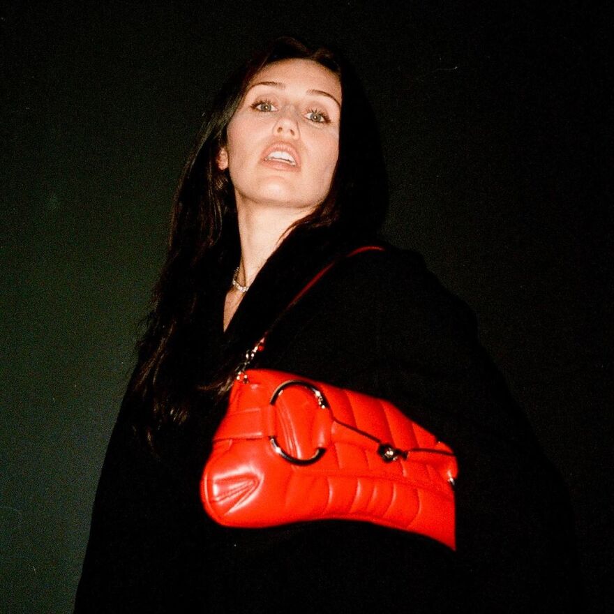 Μάιλι Σάιρους: Ξαναέγινε μελαχρινή και εξέπληξε τους θαυμαστές της 