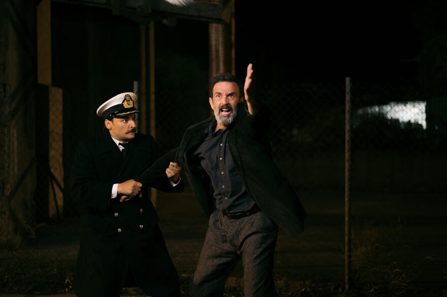 To Ναυάγιο: Δείτε φωτογραφίες από τα γυρίσματα της νέας σειράς του MEGA