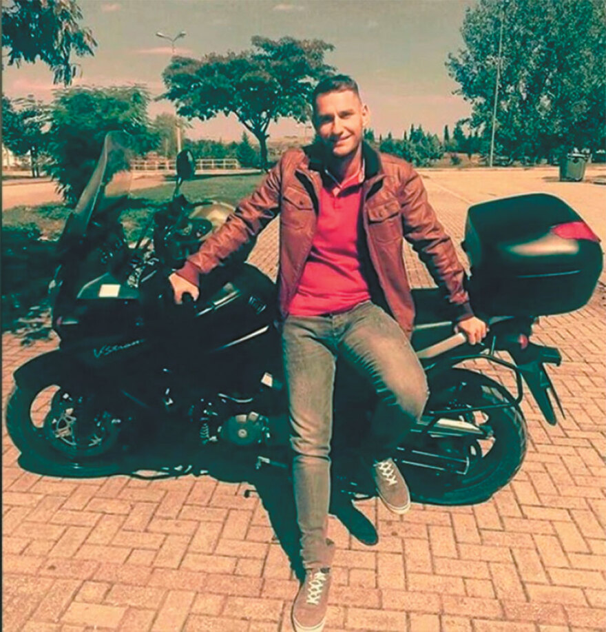 Τραγωδία στη Λιβύη: Η ματωμένη ιστορία των δύο αδελφών που θυσιάστηκαν για να προσφέρουν βοήθεια