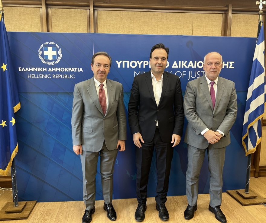 Προς ψηφιακή πορεία η Δικαιοσύνη μετά τη συνάντηση Φλωρίδη - Παπαστεργίου