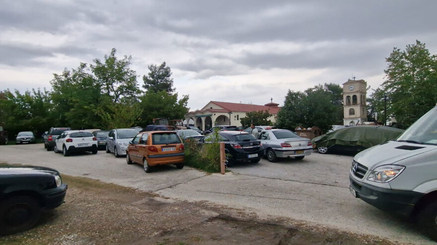 Κακοκαιρία Elias: Ώρες αγωνίας για τους κατοίκους στον Παλαμά Καρδίτσας - Μεταφέρουν τα ΙΧ τους σε υψηλότερα σημεία