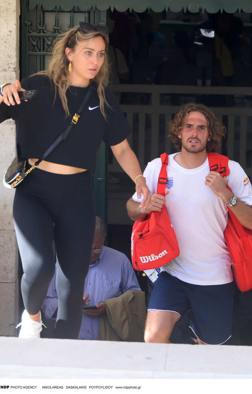 Στέφανος Τσιτσιπάς: Τα φιλιά με την Πάουλα Μπαντόσα στο Καλλιμάρμαρο - Δείτε τις φωτογραφίες