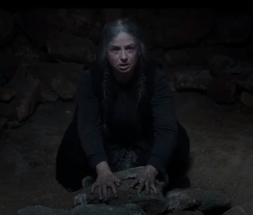 Καρυοφυλλιά Καραμπέτη: Η λαμπερή εμφάνισή της στην πρεμιέρα της «Φόνισσας»