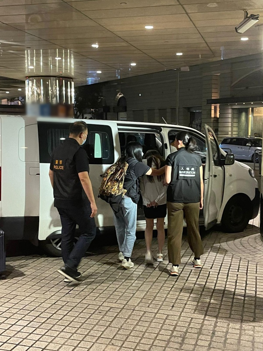 Χονγκ Κονγκ: Πάνω από 6.400 συλλήψεις σε επιχείρηση κατά της κινεζικής μαφίας