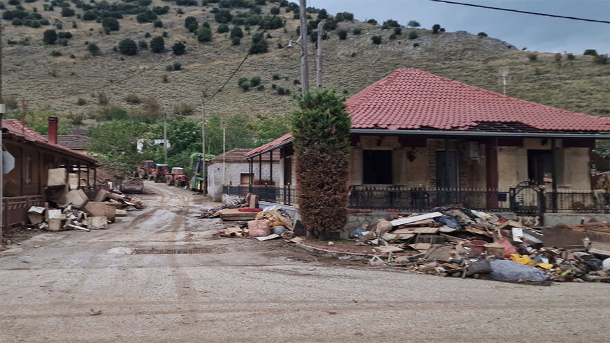 Κακοκαιρία «Daniel»: Χωριό «φάντασμα» το Κεραμίδι Τρικάλων - «Δεν υπάρχει τίποτα πλέον... τελειώσαμε» - Βίντεο και φωτογραφίες